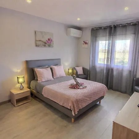 Villa Avec Jacuzzi, Sauna Et Piscine Privée Proche *